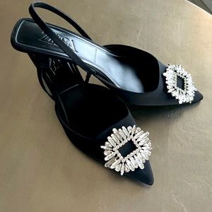 Zara satin low heel shoes in black.